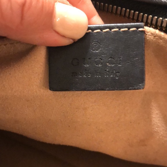 Authentic Gucci Marmont - Picture 3 of 9